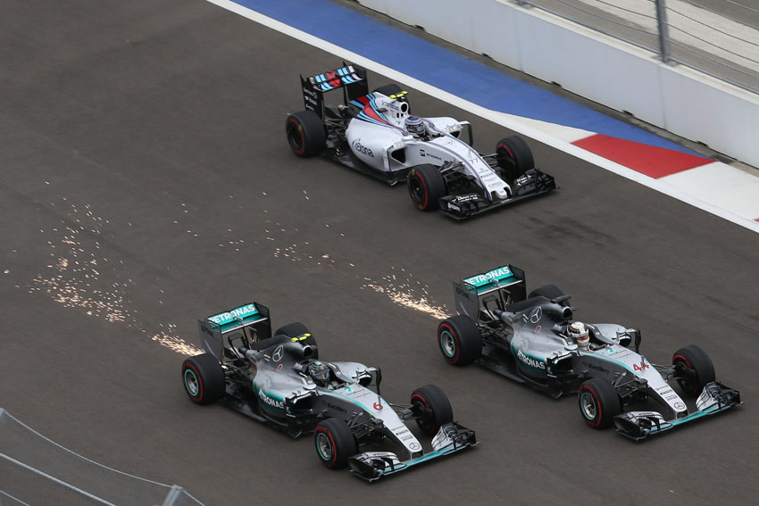 Foto El Mercedes AMG Petronas Formula One Team, Campeón del Mundo de Constructores de F1 2015